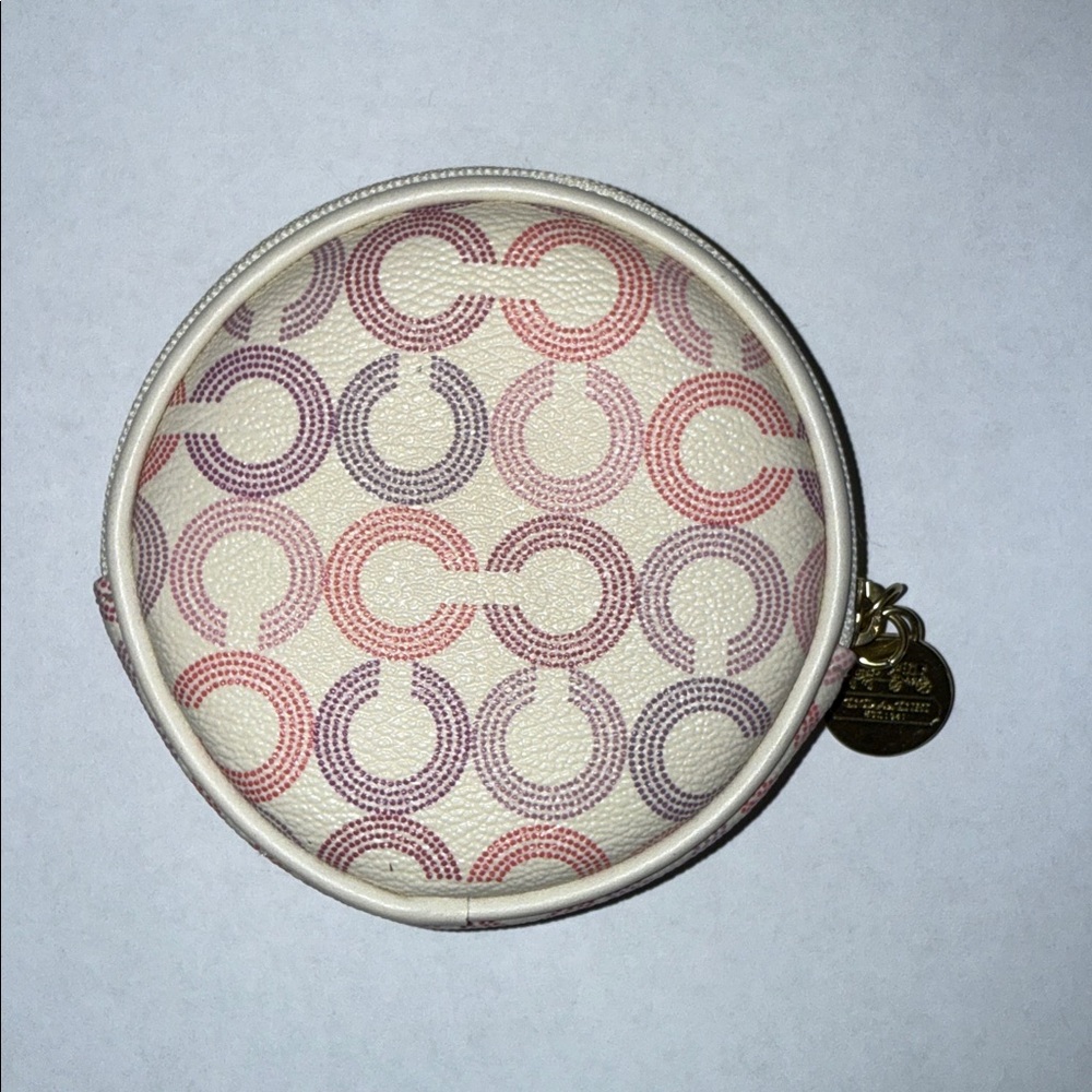 COACH Waverly Ivory Coin Case RARE